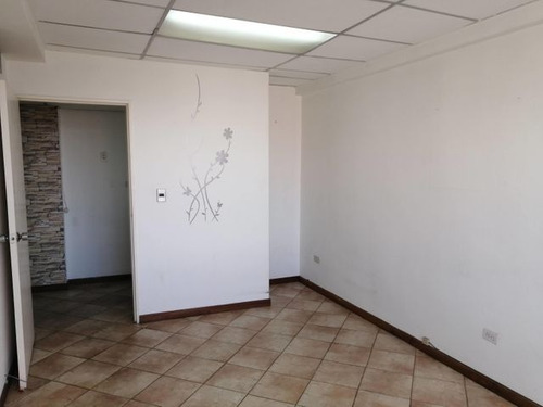 Imagen 3 de 12 de Elisa Erebrie Alquila Oficina La Campiña 0412.019.92.69 Código: 20-19553
