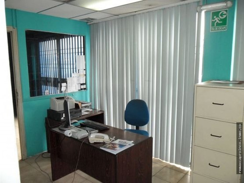 En Alquiler Galpon En Castillito San Diego. Codigo: 4045992