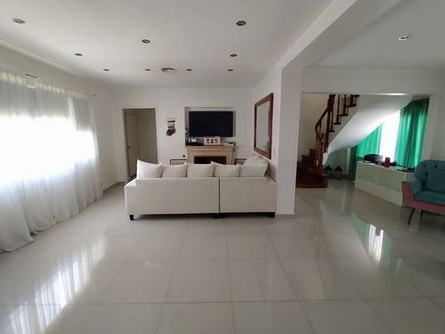 Gran Chalet - Lte 846 M - 5 Dorm - 4 Baños - Jardin Libre -p
