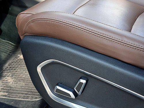Geely Azkarra Luxury