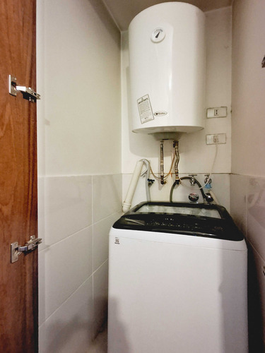 A 2 Cuadras De Barrio Italia (96854)