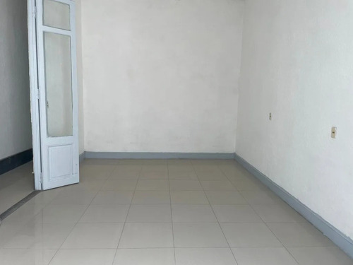 Imagen 3 de 10 de Atencion Empresas! Piso Completo 10 Dorm Centro