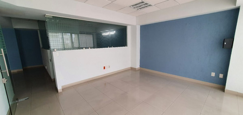 Oficina 224m2 En Anzures Acondicionada Y Lista Con Areas Abiertas Y Privados