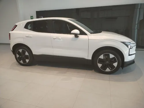 Volvo EX30 CORE