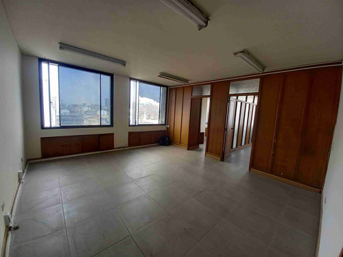 Oficina En Arriendo En El Centro/manizales (2791024666).