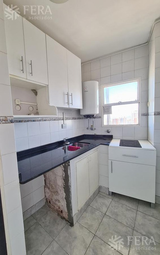 Imagen 3 de 9 de Venta De Departamento De 3 Ambientes Con Balcón En Avellaneda (28502)