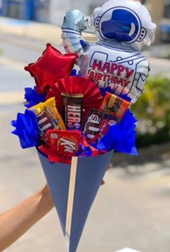 Imagen 4 de 10 de Arreglos Con Globos Cumpleaños Caja Sorpresa Bouquet Caracas