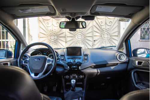 Ford Fiesta Kinetic Design 1.6 Titanium Manual