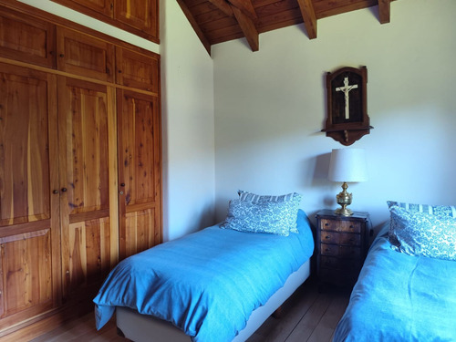 Casa En Venta Estilo Y Comodidad En Arelauquen