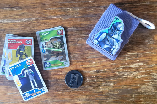 15 Tarjetas De Star Wars (clone Wars) + Portatarjetas 2009 (Usado)