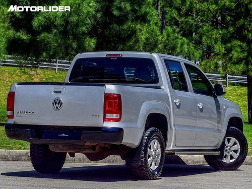 Imagen 5 de 25 de Volkswagen Amarok Trendline 2.0 Tsi 4x2 | Permuta / Financia