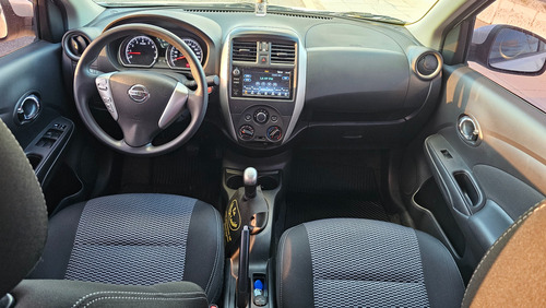 Nissan Versa 1.6 Advance