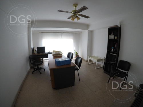 Imagen 6 de 12 de ¡oportunidad! Departamento 3 Ambientes En El Centro De Banfield Este