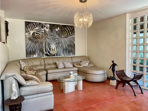 Casa En Venta Con Planta Eléctrica Macaracuay