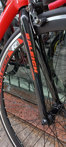 Imagen 4 de 9 de Bicicleta Ruta Raleigh Strada 1.0 Rodado 28