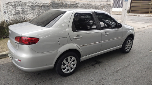 Fiat Siena 1.0 El Flex 4p