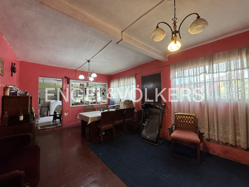 Casa Comercial Con Ingresos Activos