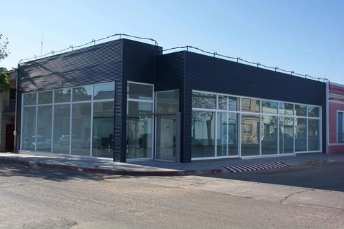 Salon Comercial