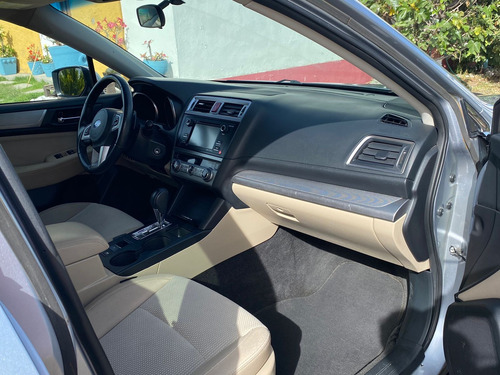 Subaru Outback 2.5 Premium H4 At