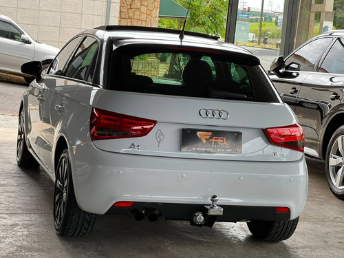 Imagem 9 de 10 de Audi A1 1.4 Tfsi Attraction 16v 122cv Gasolina 4p