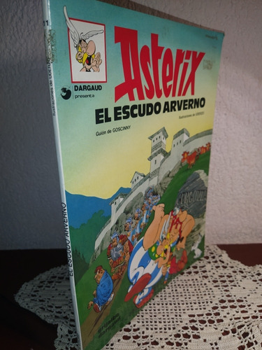 Asterix El Escudo Arverno  De Goscinny