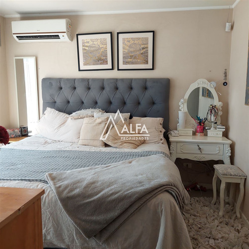 Casa En Venta En Huechuraba 4 D 3 B Comuna Huechuraba