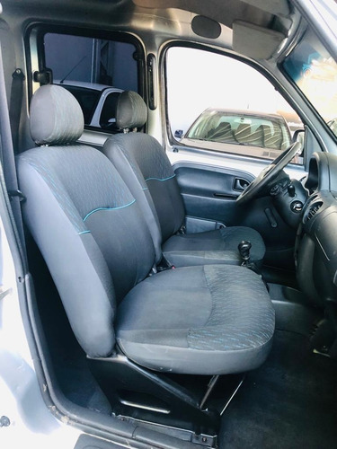 Imagen 10 de 15 de Renault Kangoo Confort Con Gnc Miami Cars