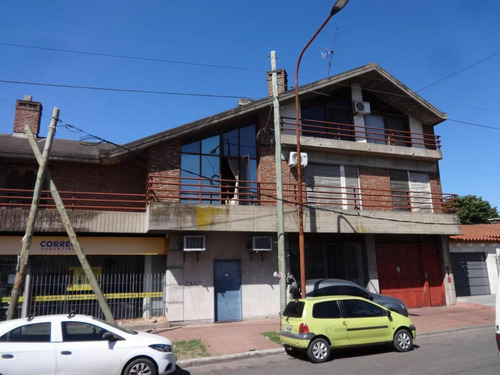 Departamento En Venta - 3 Dormitorios 1 Baño - 490mts2 - Quilmes Oeste