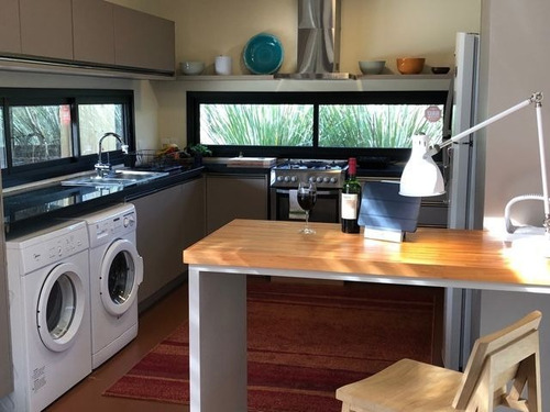 Casa En Venta De 4 Dormitorios En Polo Punta Del Este