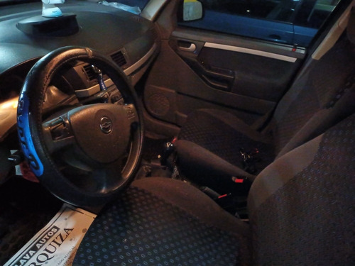 Imagen 4 de 6 de Chevrolet Meriva 2012 1.8 Gls