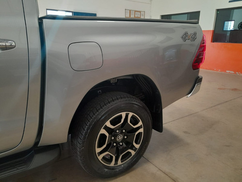 Toyota Hilux 2.8 Tdi Srx Cab. Dupla 4x4 Aut. 4p