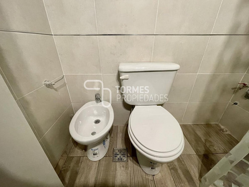 Imagen 4 de 30 de Tour Virtual Departamento En Venta 1 Ambiente Con Balcón A Metros De Plaza Colón - Mar Del Plata