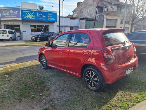 Imagen 4 de 15 de Toyota Etios Xls 4 At 5p