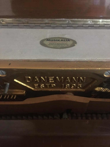 Imagen 5 de 5 de Piano Vertical Con Butaca