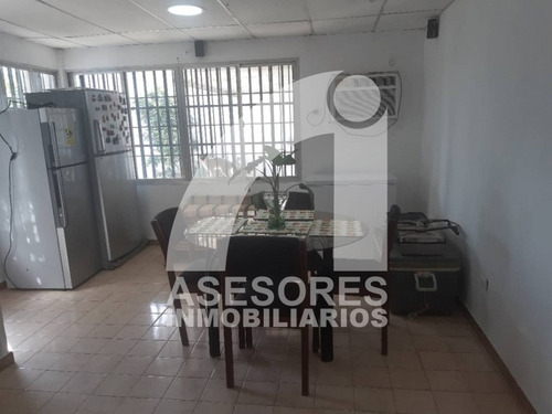Imagen 9 de 11 de Casa En Venta En Judibana. Buena Inversión