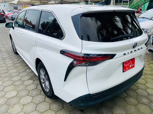 Toyota Sienna 3.5 Le At