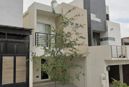 Gran Oportunidad De Inversion - Casa Adjudicada - Punta Bacúm 147, Cdad. Santa Catarina, N.l.