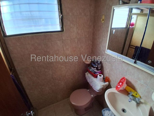 Yoselin Cabesas Vende Apartamento En Cabudare 25-22034 Yc
