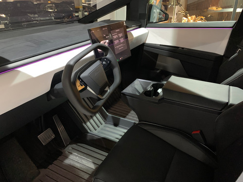 Tesla Cybertruck Cyberbeast