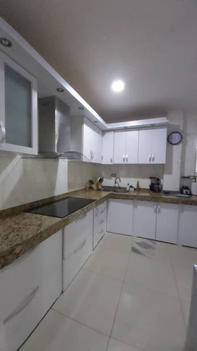 Se Vende Casa 560m2 6h/5b/4p Paso Real Charallave 7078