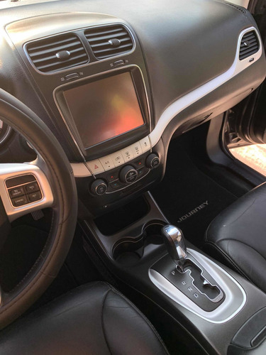Imagen 8 de 15 de Dodge Journey 2015 2.4 Sxt L4 7pas At