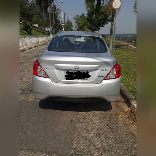 Nissan Versa 2018 1.6 16v Sv Aut. 4p