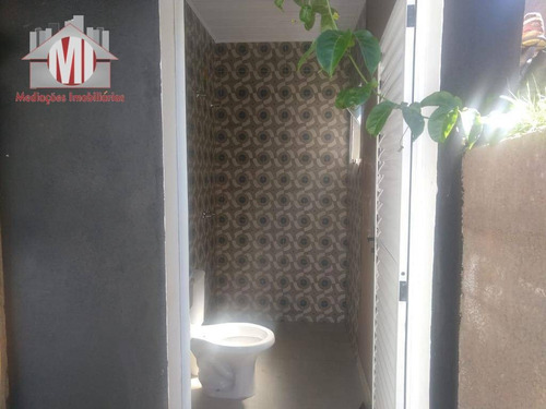Chácara Maravilhosa Com Nascente, Lago, Fino Acabamento, 03 Dormitórios À Venda, 7000 M² Por R$ 700.000 - Pedra Bela/sp - Ch0560