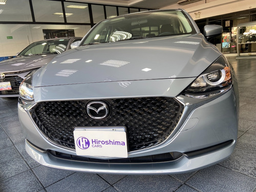 Imagen 2 de 11 de Mazda 2