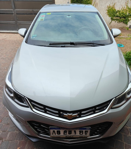 Chrevrolet Cruze 2018 5p Lt Mt
