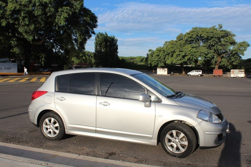 Nissan Tiida Tekna 1.8 6mt
