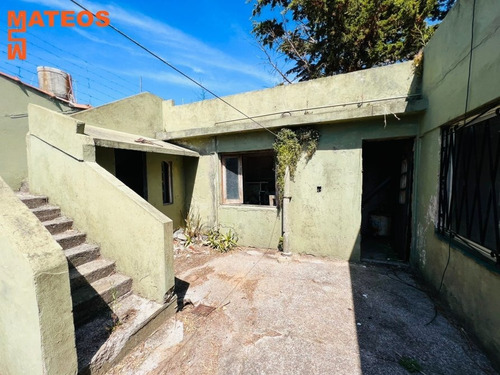 Casa Independiente En Santa Teresita 34 E/ 10 Y 11