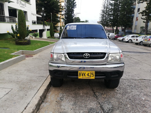 Toyota Hilux 2.4 Ex Hi Rider Plus