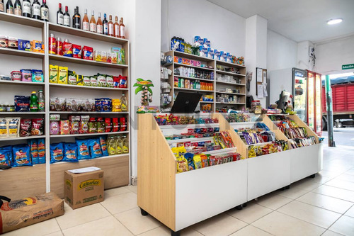 Venta De Local, Con Renta En Dolares