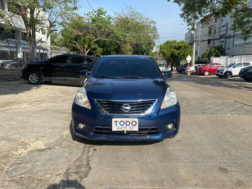 Nissan Versa 1.6 Advance